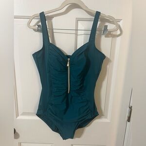 Miraclesuit Women’s Sz 14 L/XL Green Swimsuit Flattering Slimming Tummy Control
